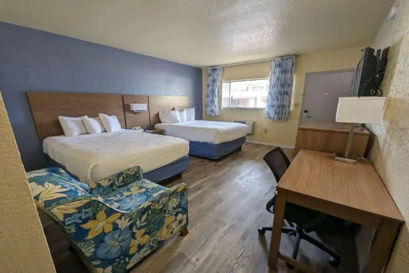 Double room with 2Double Beds, Mobility/Hearing Accessible Room, Roll-In Shower, Non-Smoking